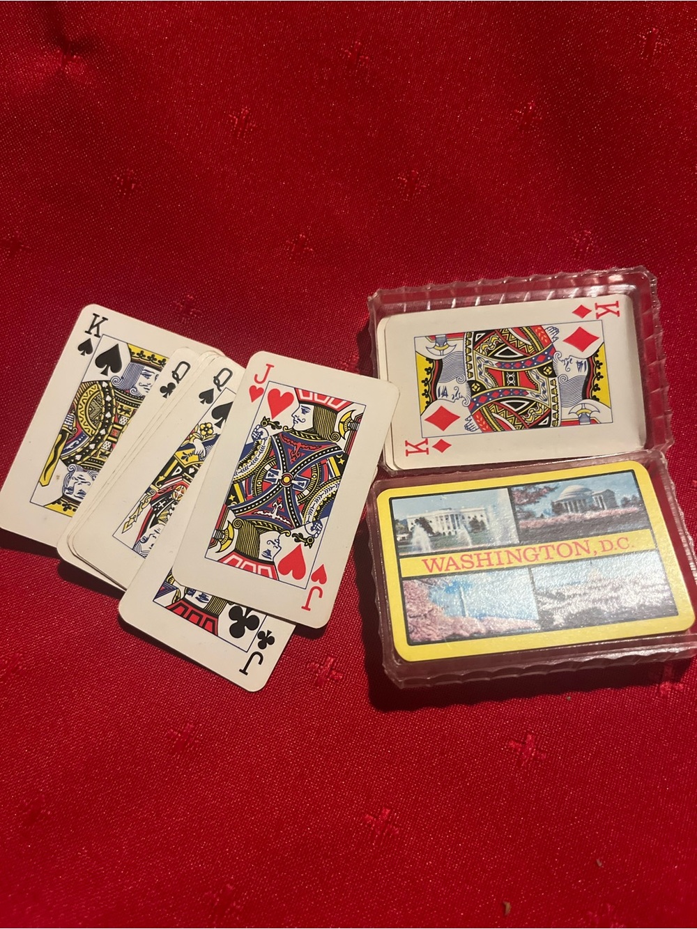 Vintage set of Washington, D.C. souvenir mini playing cards